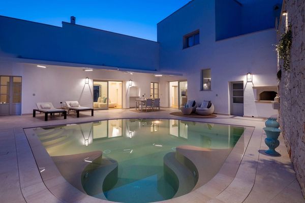 Casa indipendente con piscina